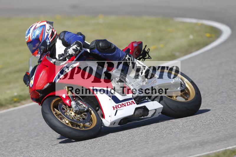 /07 09.04.2026 Cornu Master School ADR/Gruppe rot/7